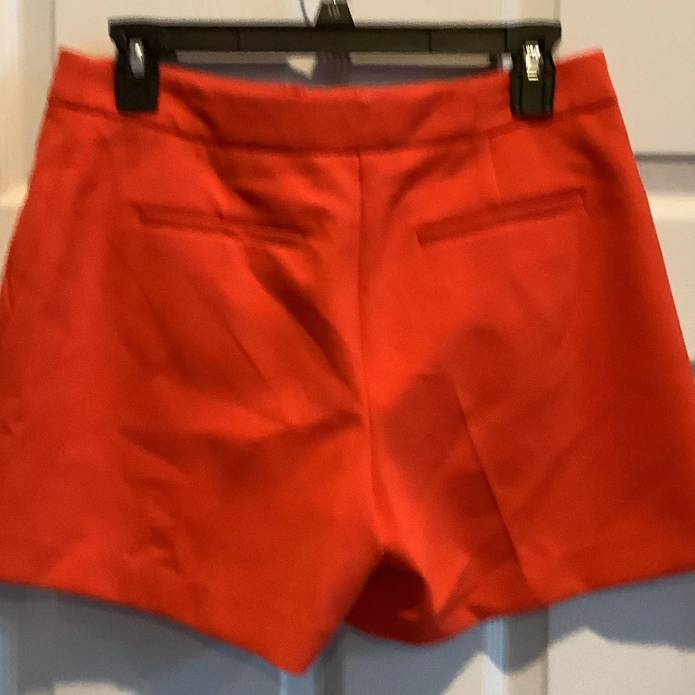 Trina Turk Red High-Waist Women's Shorts